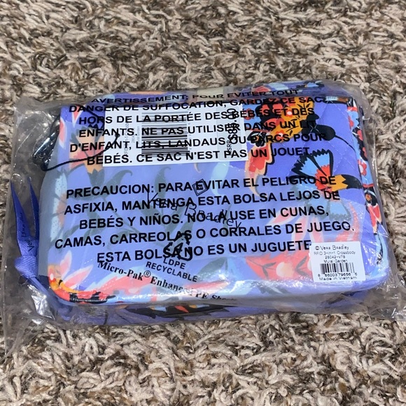 BNWT Vera Bradley Wallet - Picture 3 of 7